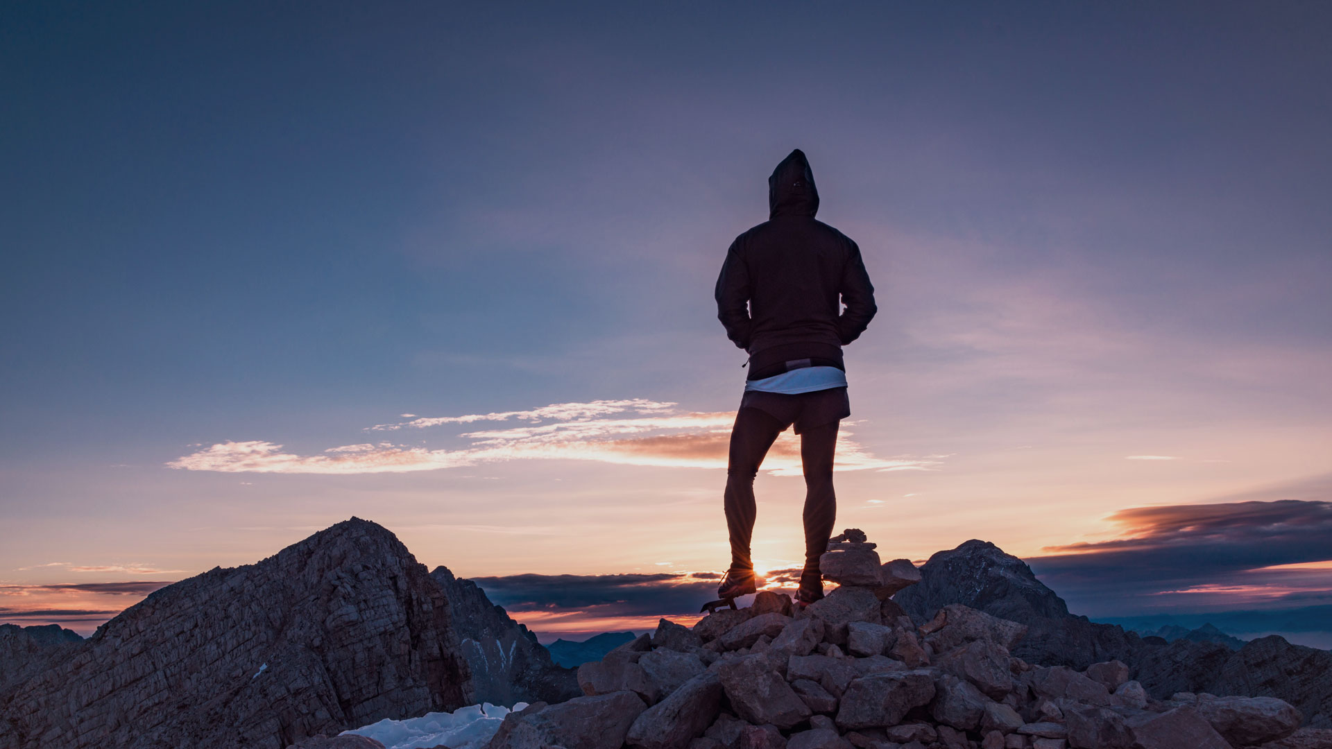 CLEAN & PROFESSIONAL